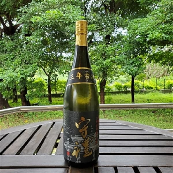 神村酒造「 かみむら 」 30度,1,800ml 30年以上 / 泡盛古酒